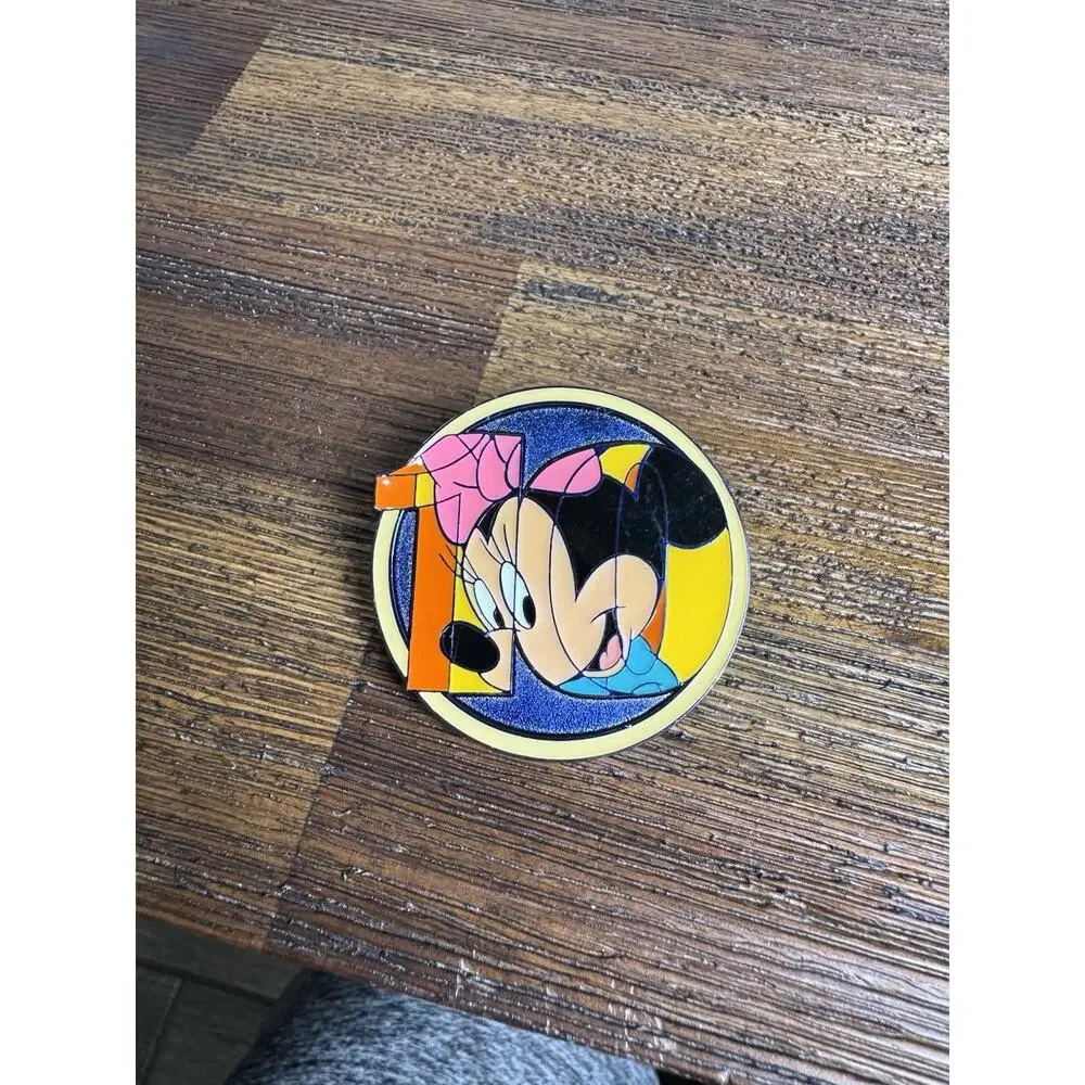 Disney Parks 10 Years Pin Trading Set of 5 Mystery Limited Release 2010 - Picture 6 of 8